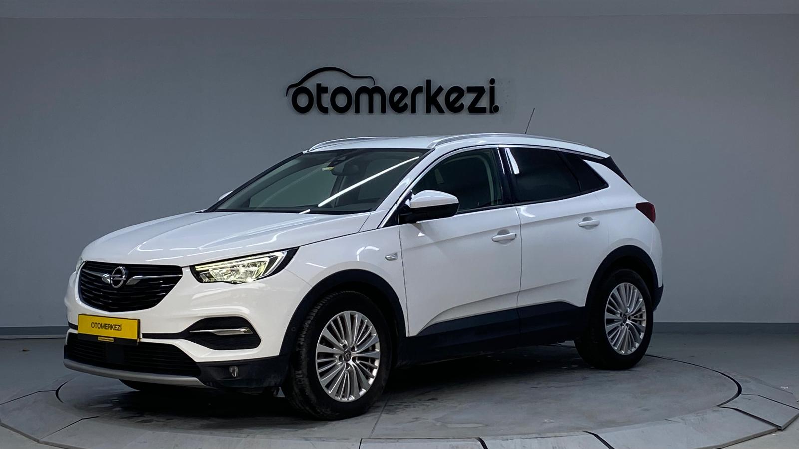 OPEL GRANDLAND 1